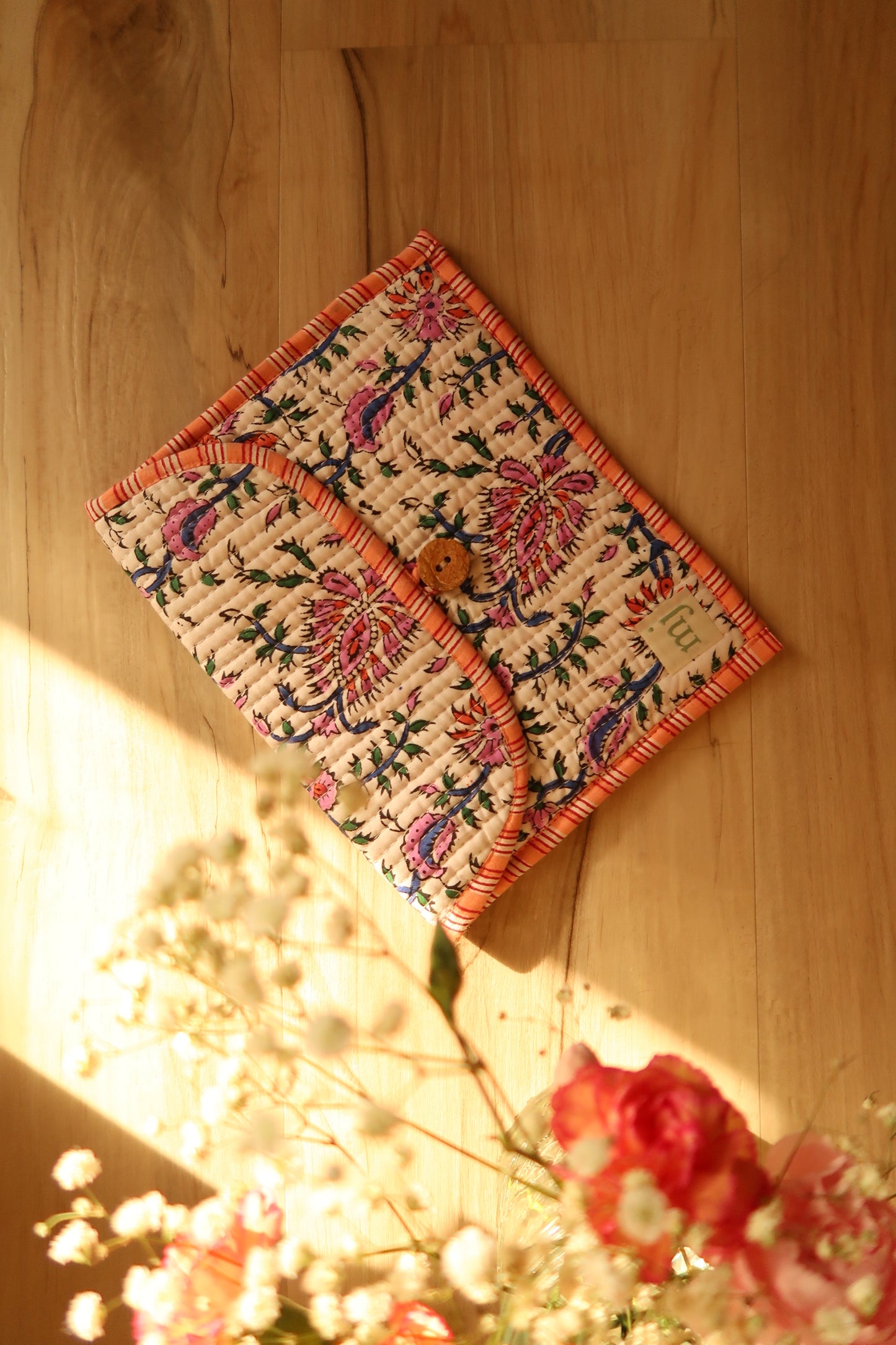 Frankie Quilted Kindle Sleeve