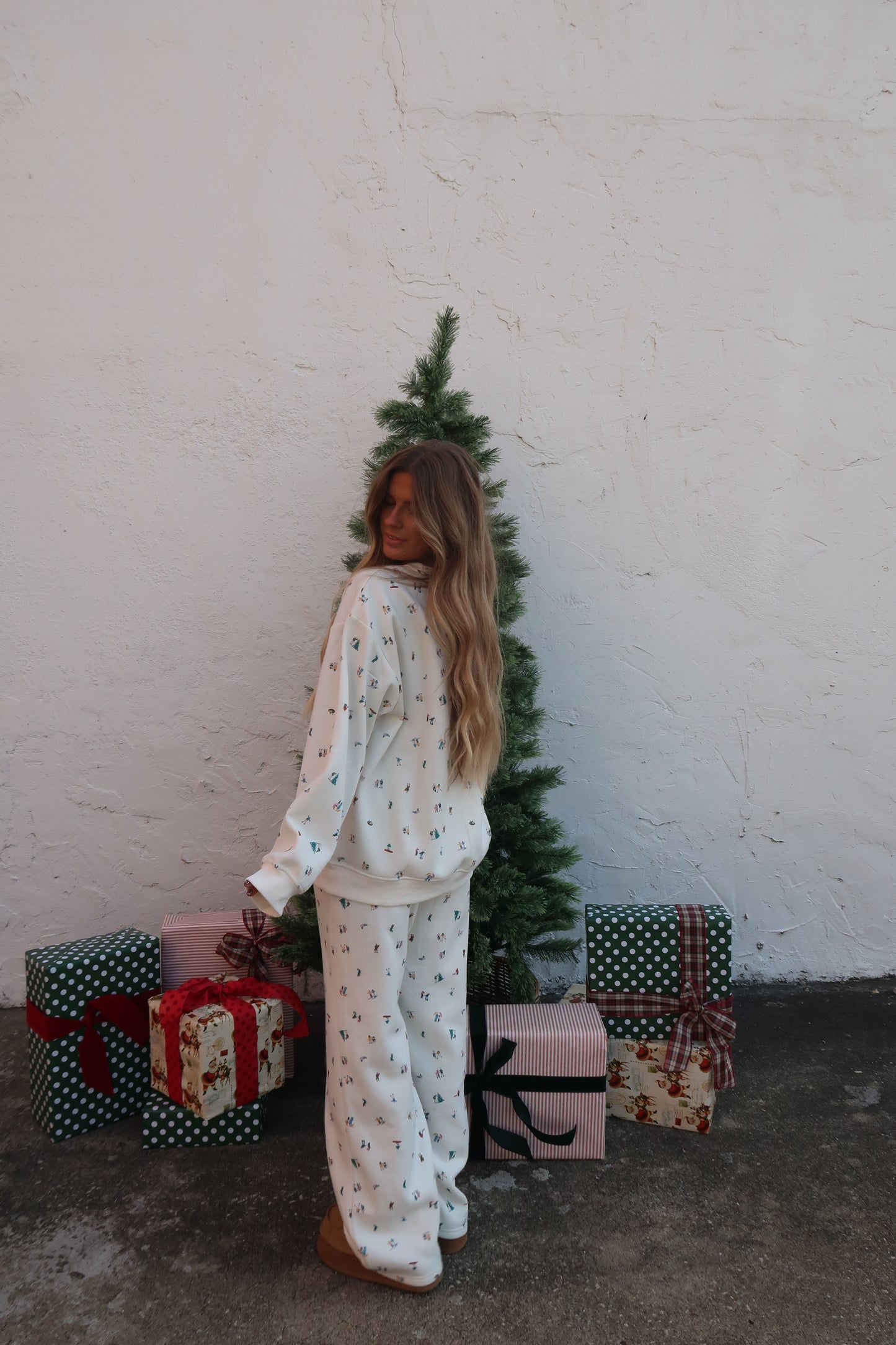 Ski Lodge Sweatpants