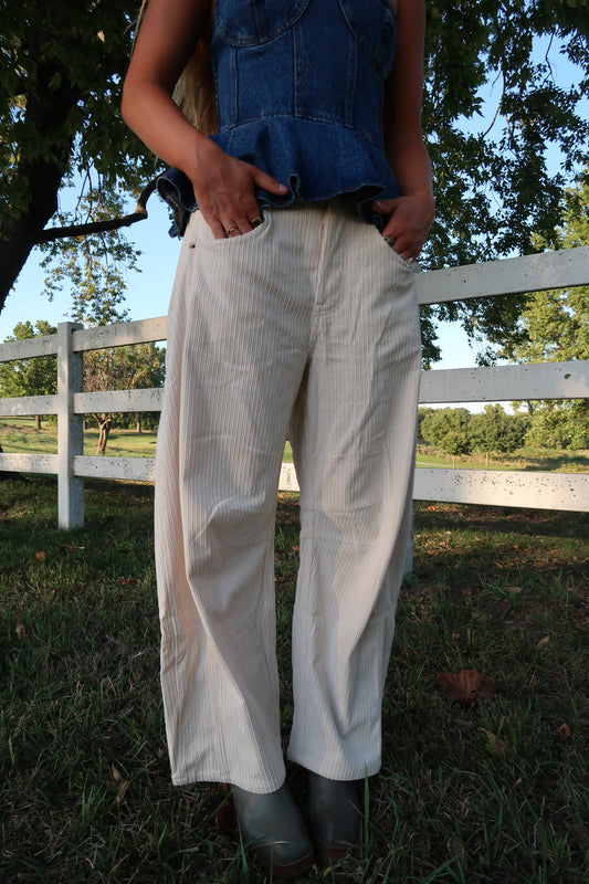 Dreaming Corduroy Barrel Jeans