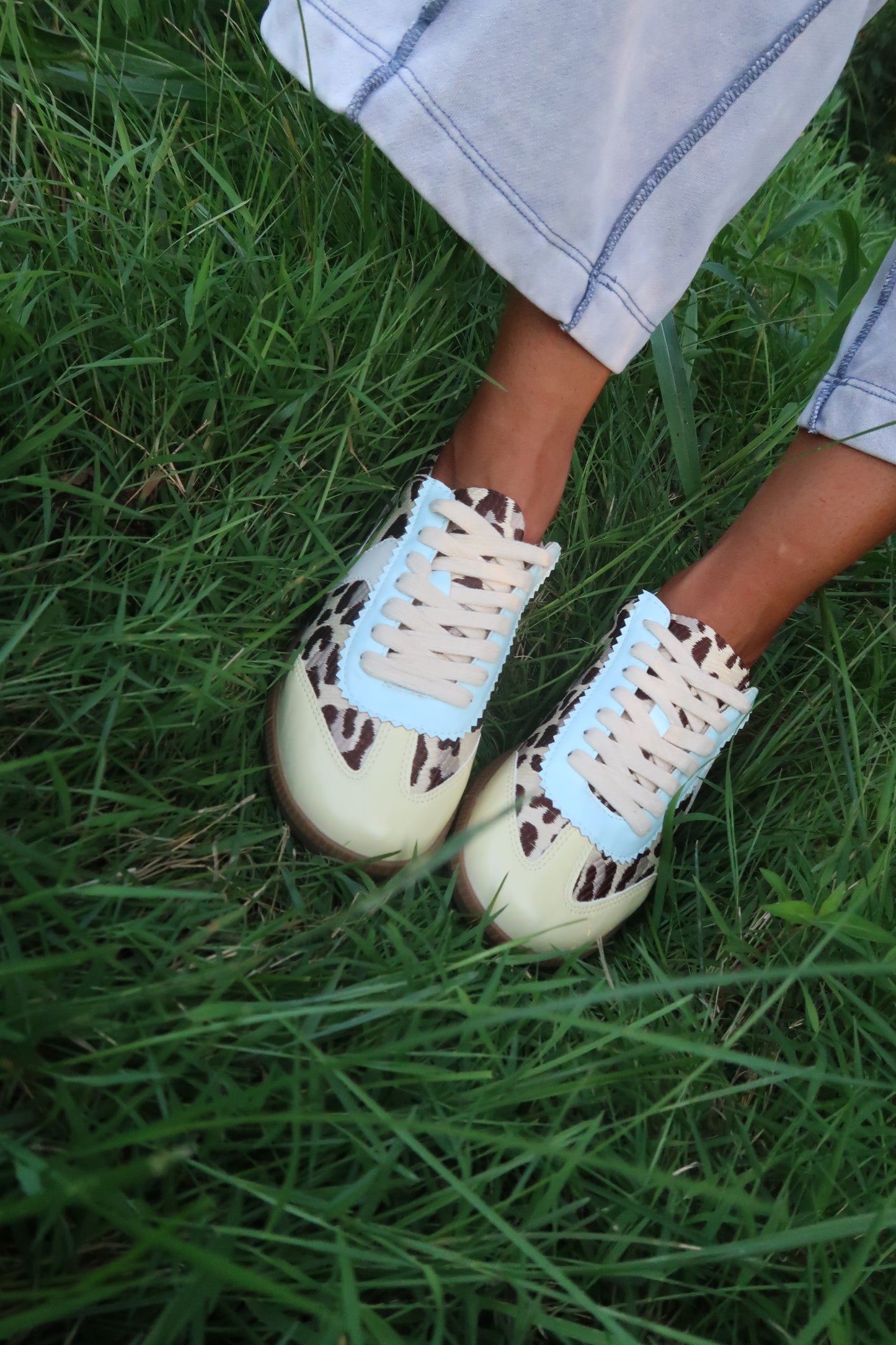 Scout Sneaker
