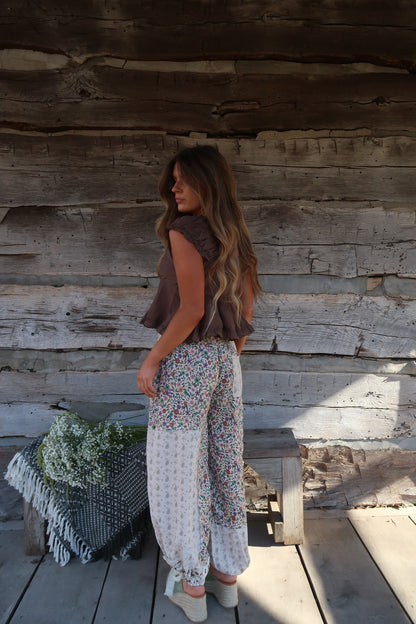 Meet me at the cottage jogger