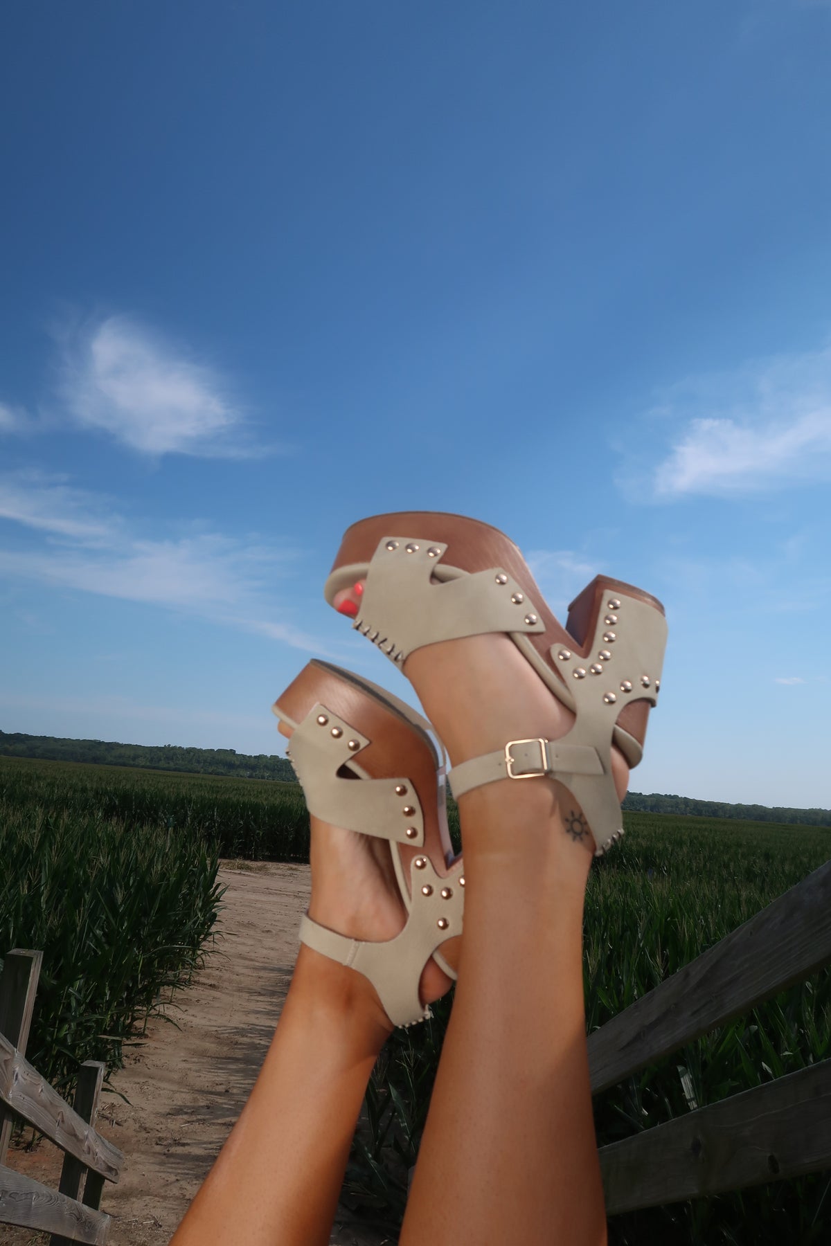 Fresh Picked Stud Platform Heel