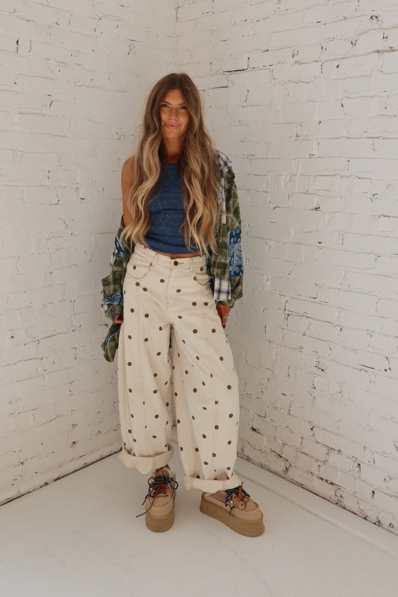 Latte Dot Barrel Jeans