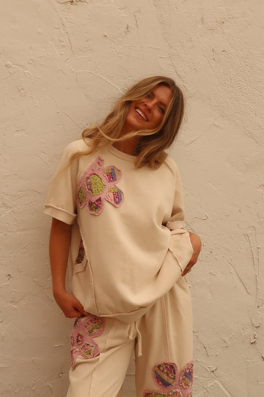 Flower Patch Shot Slv Crewneck