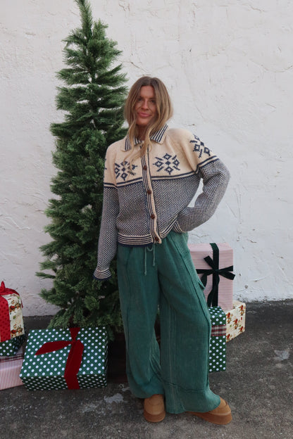 Winter Wonderland Cardigan