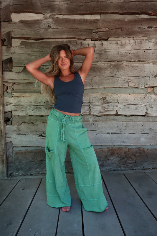 Evergreen Wide Leg Cargo Pant