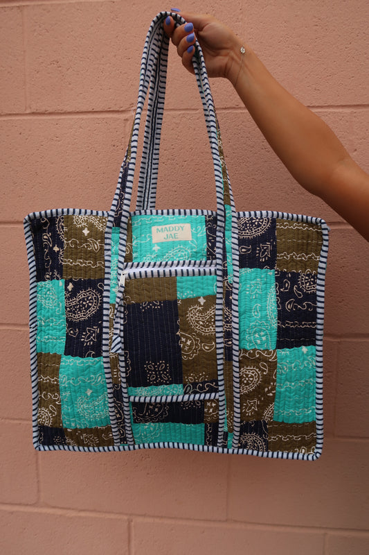 Summer Paisley Quilted Dote Bag