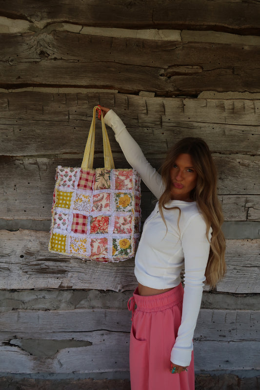 Daisy Quilted Market Tote