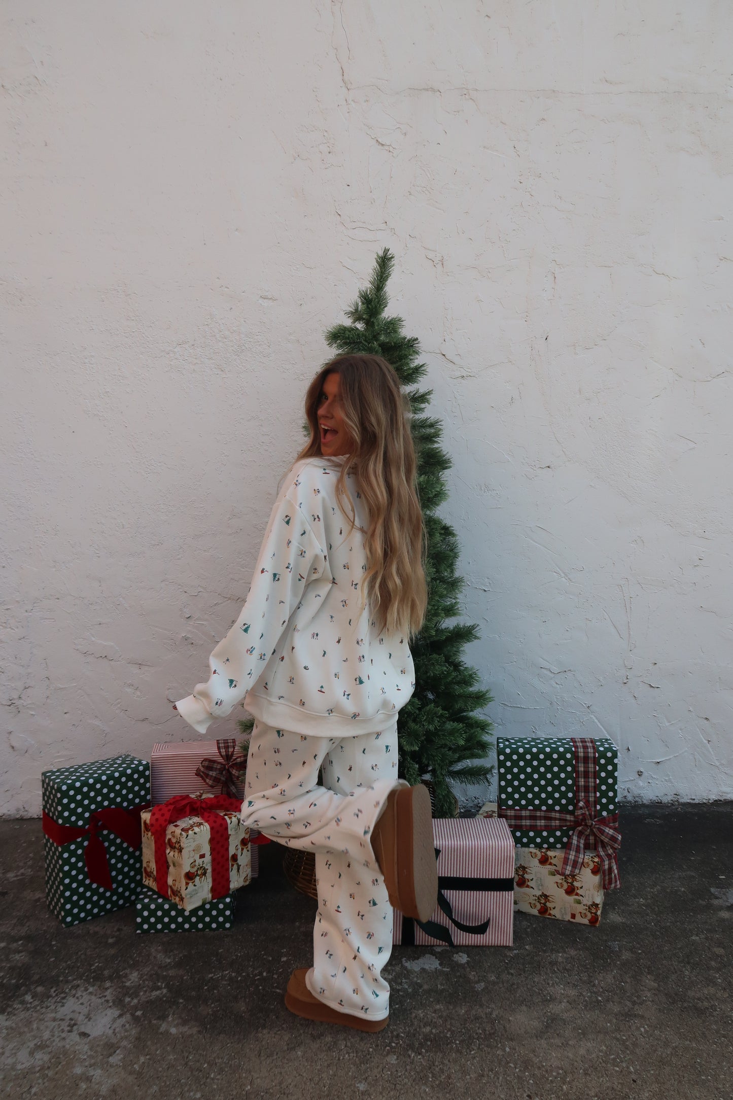 Ski Lodge Sweatpants