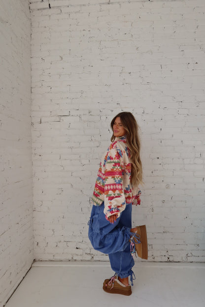 Chasing Raibows Sherpa