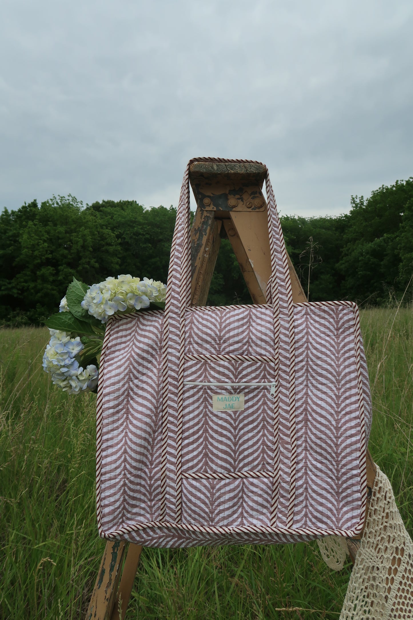 Zoey Quilted Dote Bag