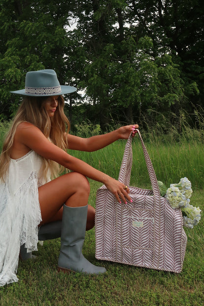 Zoey Quilted Dote Bag