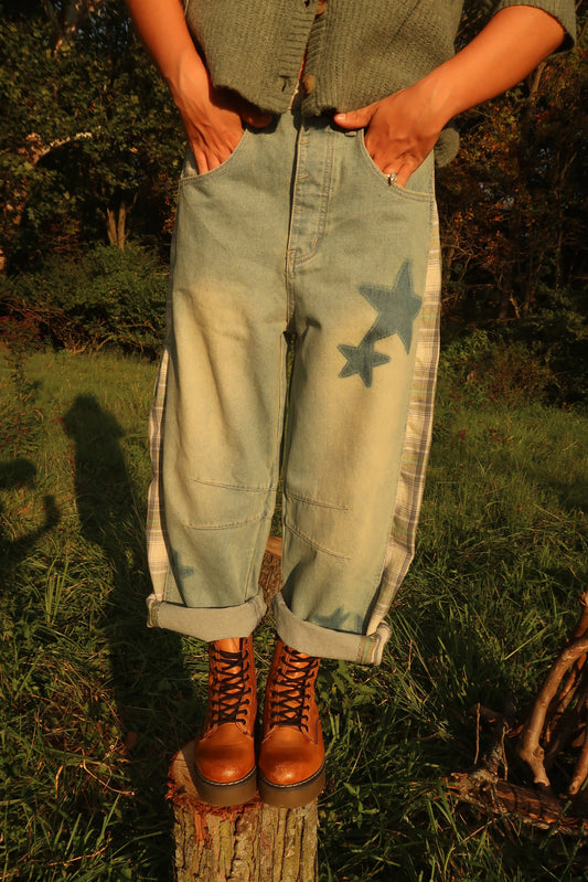 Camper Plaid Barrel Jean