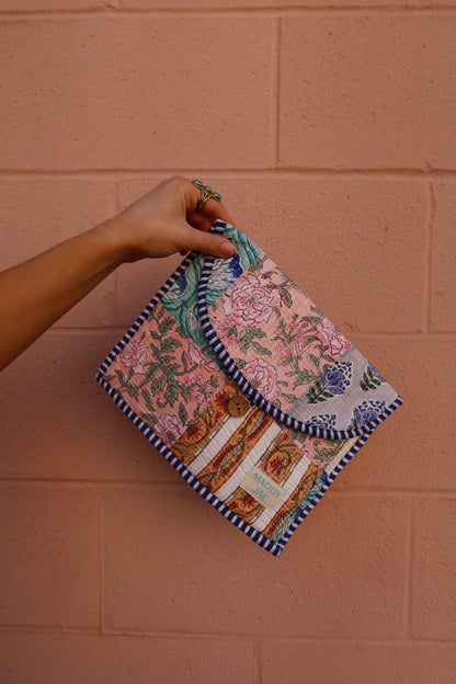 Maisey Quilted Kindle/Tablet Slv