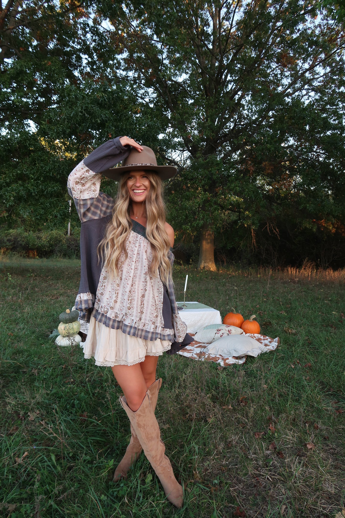 Spice Lace Trim Skirt