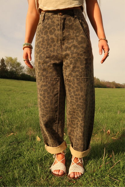 Wild in Love leopard Barrel Jeans
