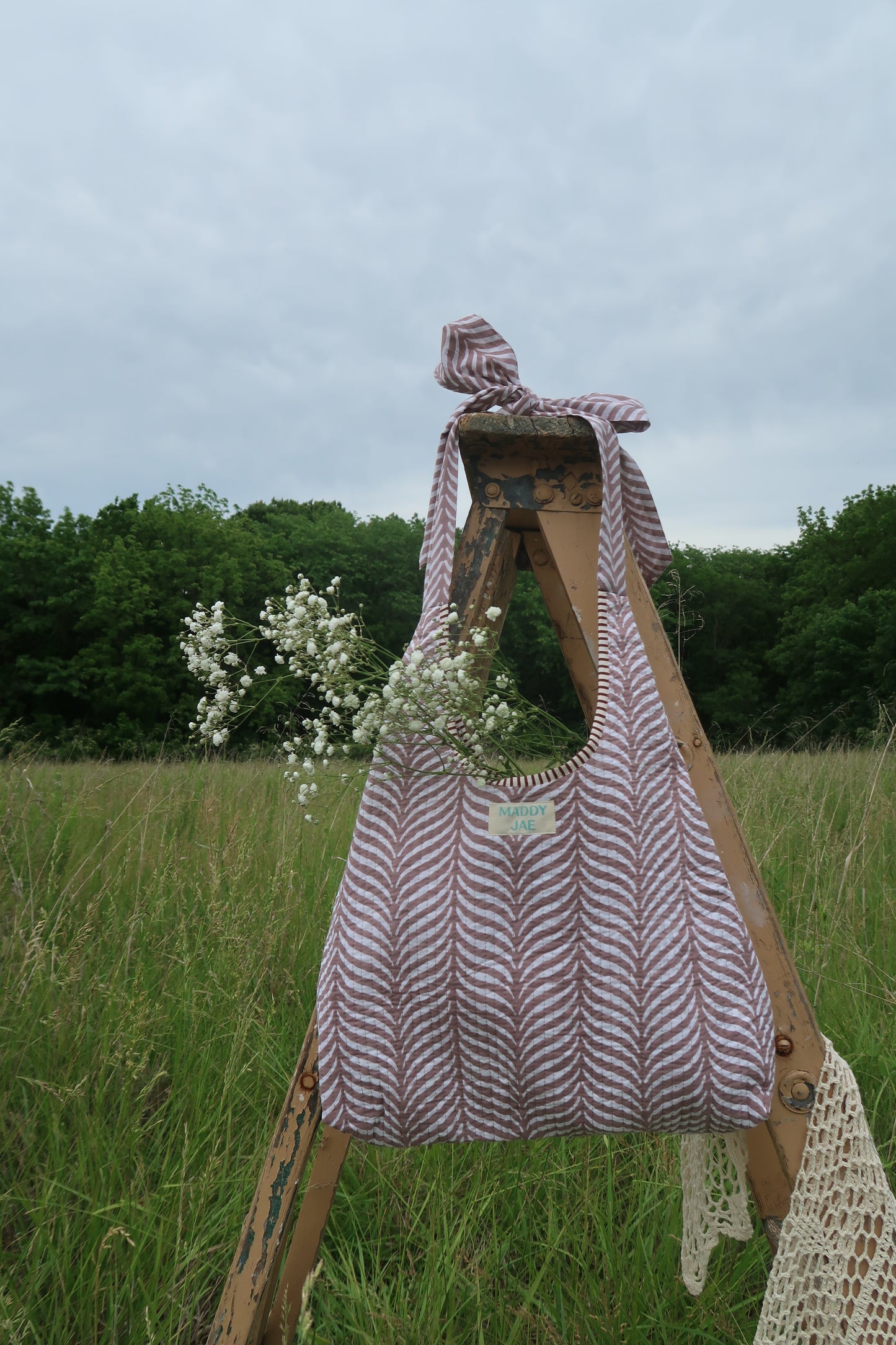 Zoey Quilted Oversized Bow Purse