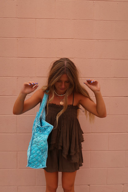 Tide Quilted Dote Bag
