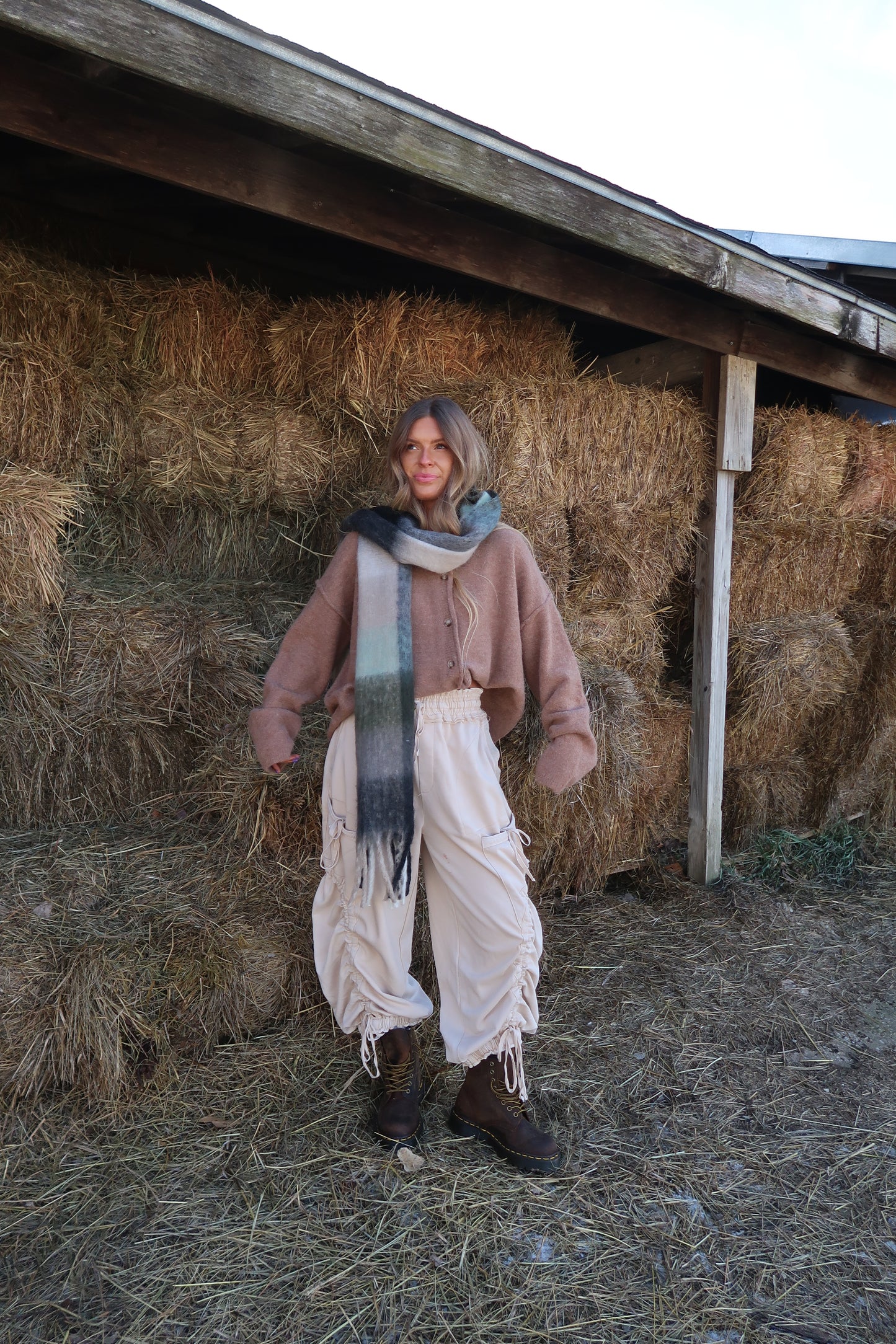 Cream Freestyle Jogger