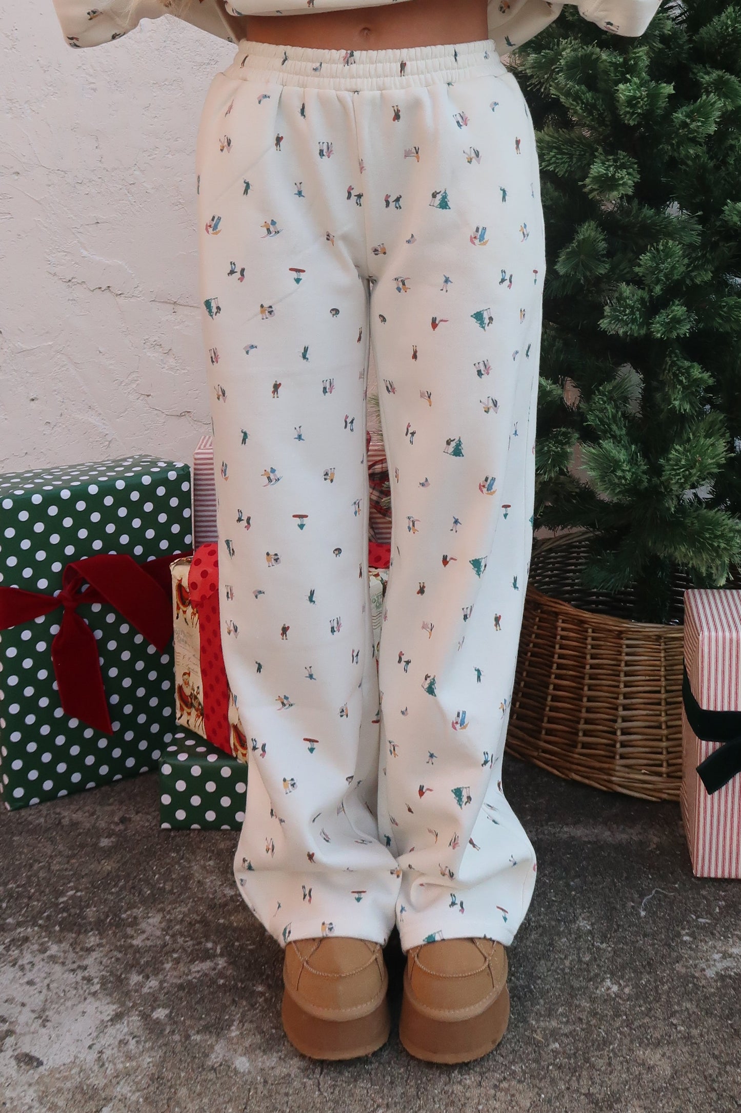 Ski Lodge Sweatpants