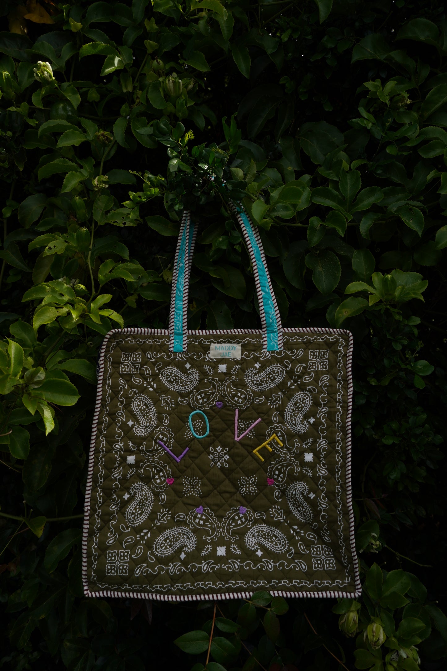Reef Patchwork "LOVE" Quilted Dote Bag