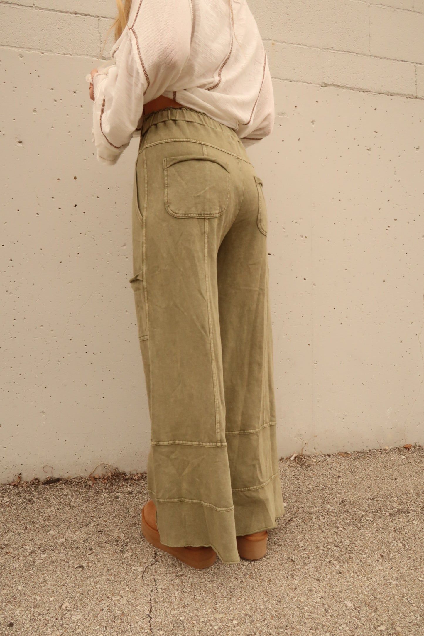 Olive Wide Leg Cargo Pant