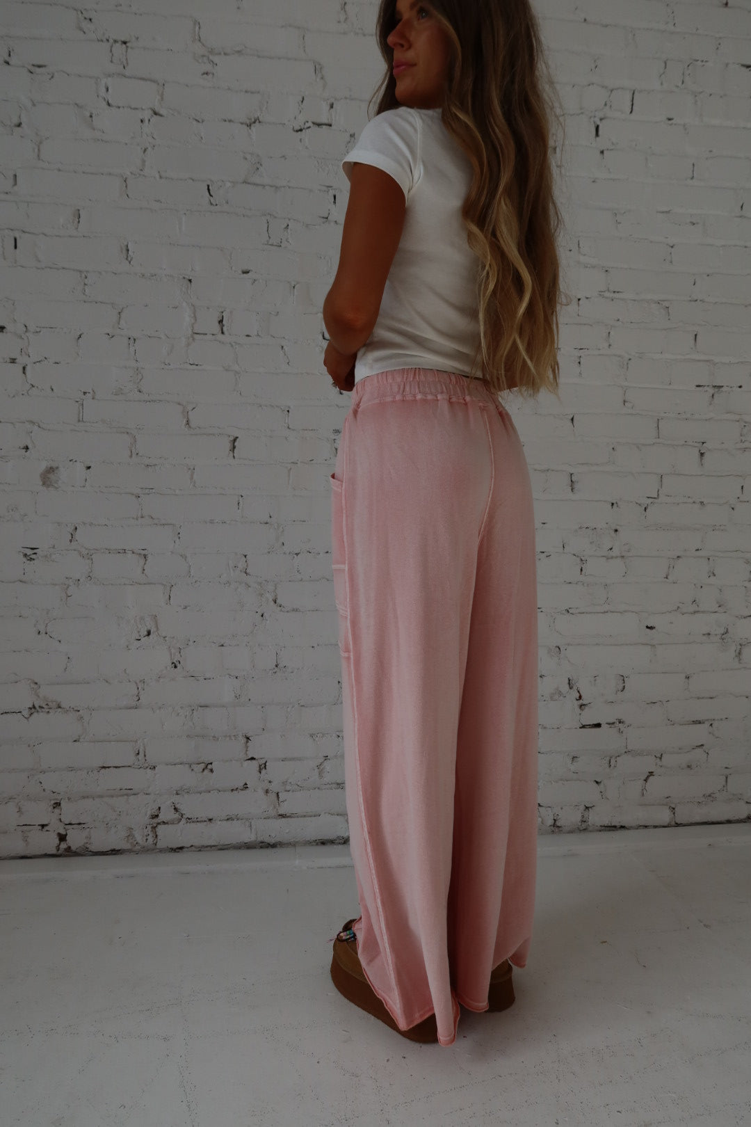 Blushing Wide Leg Pant