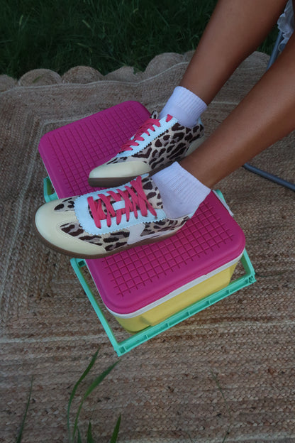 Scout Sneaker