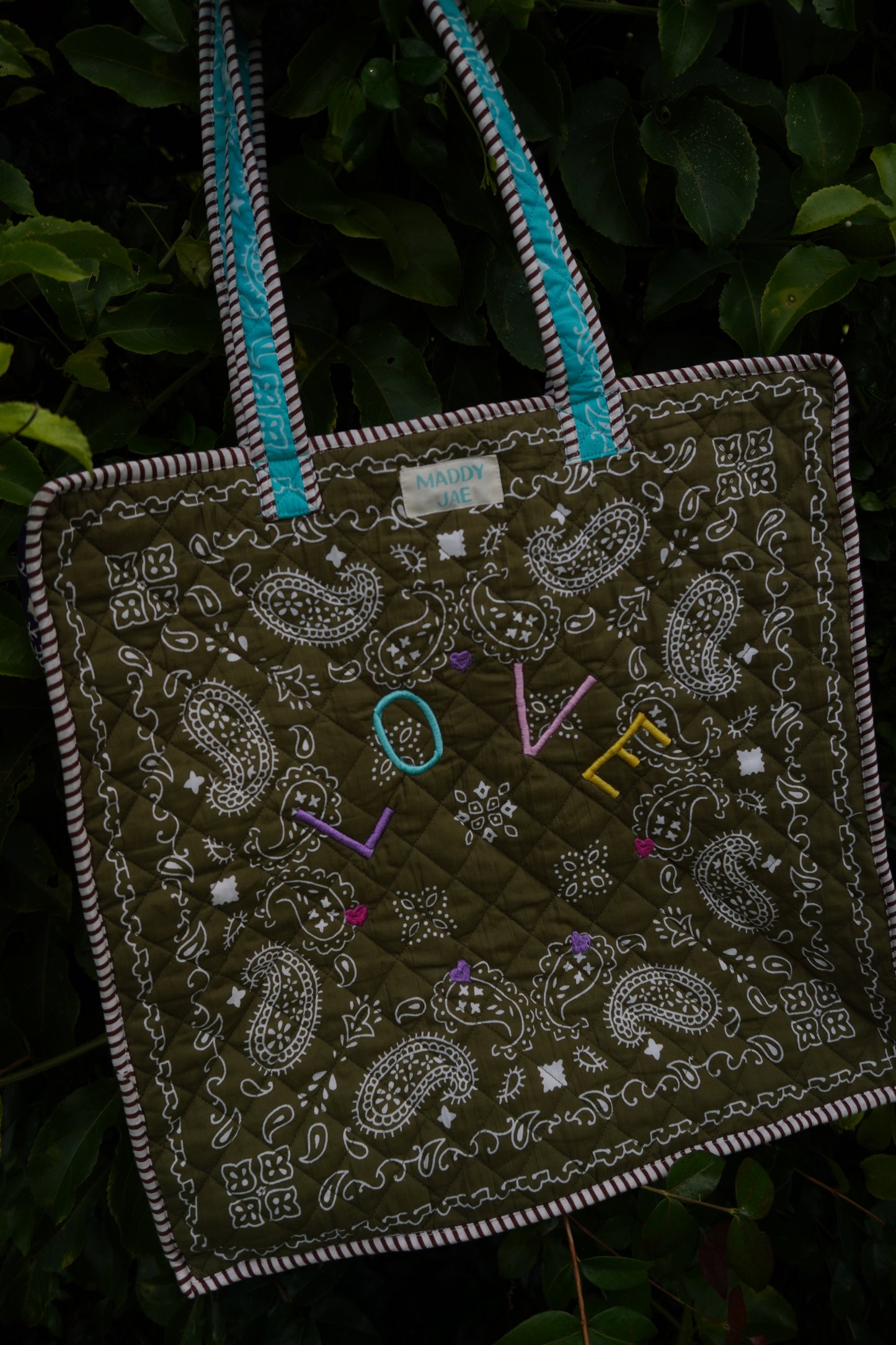 Reef Patchwork "LOVE" Quilted Dote Bag