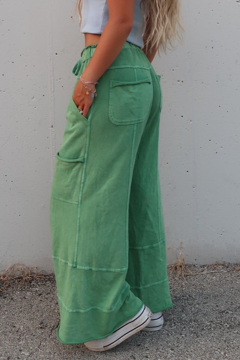 Evergreen Wide Leg Cargo Pant